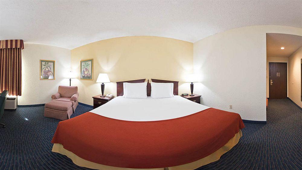 La Quinta By Wyndham Jonesboro Hotel ภายนอก รูปภาพ